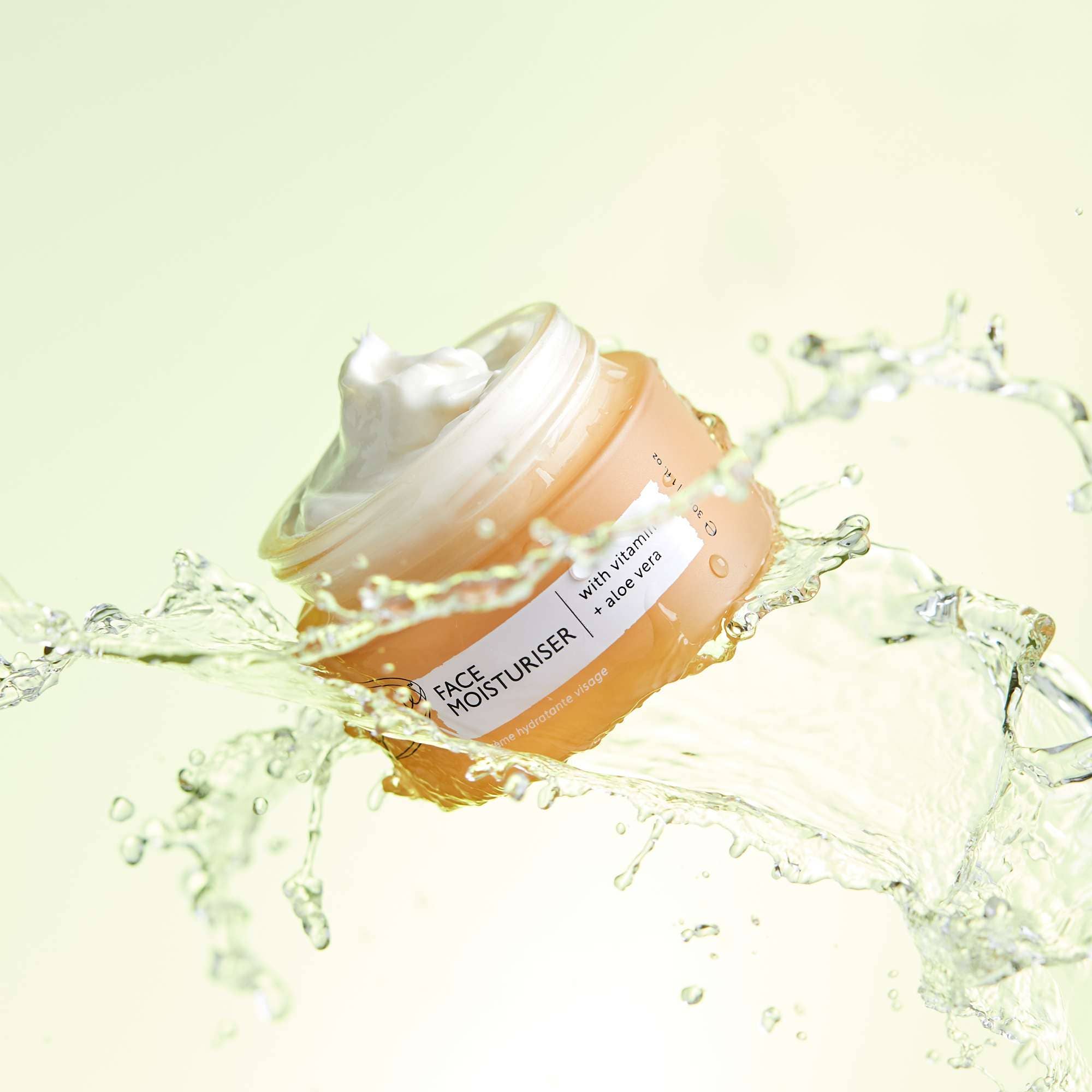 UpCircle Beauty UK – wholesale Facial moisturiser – Face Moisturiser with Vitamin E + Aloe Vera - Eco Day Cream7