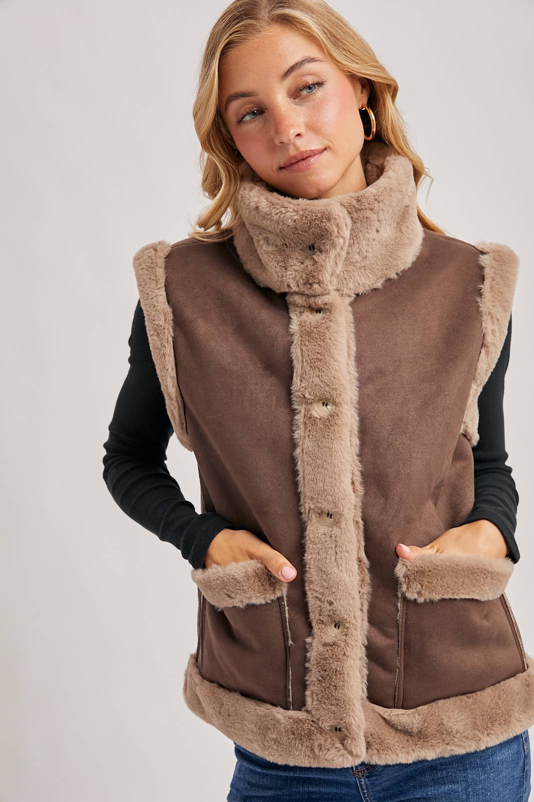 Bluivy - Wholesale Outerwear Vest - Women's - FAUX SUEDE WITH FAUX SHEARLING LINING TRIM VEST7