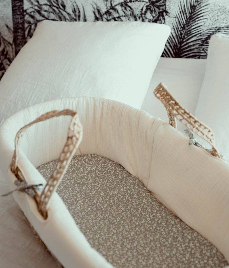 Manufacture des bébés français - Wholesale Wieg - Baby - Ecru wiegmand van met de hand gevlochten palmblad6