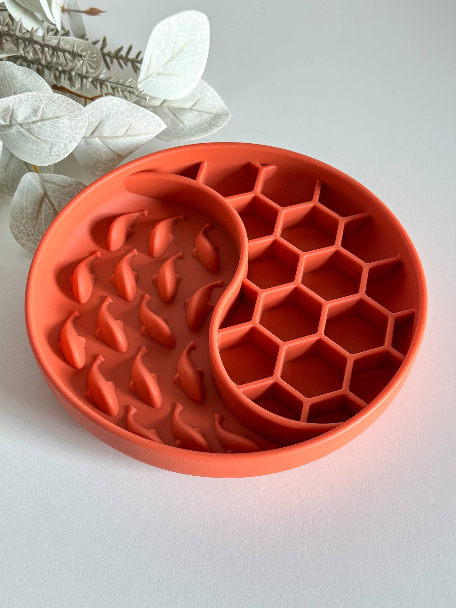 Doggotique - Wholesale Pet Food Mat - Dog - Lick Mat Yin&Yang for Dogs and Cats11