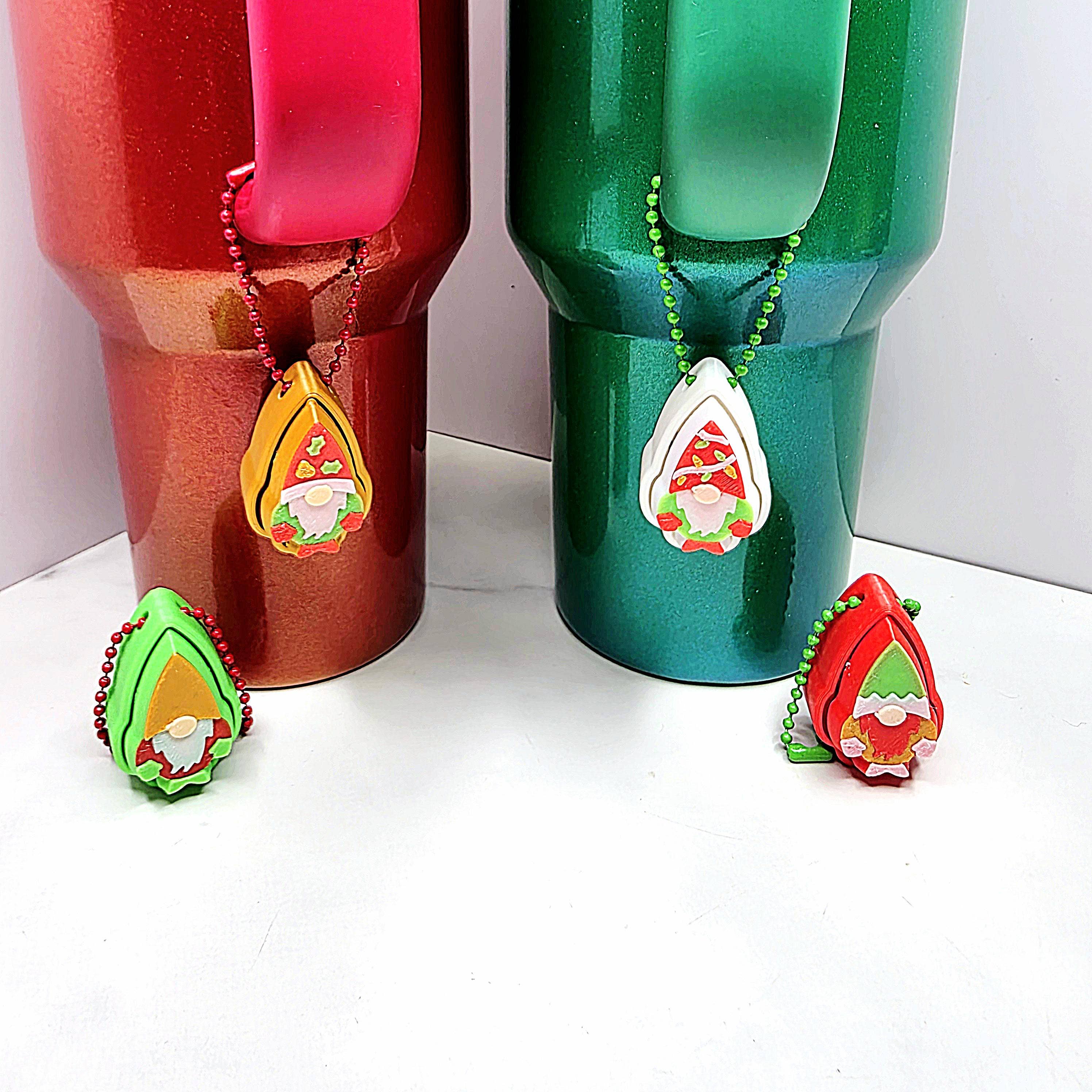 Agape Designs 3D - Wholesale Keychain - Unisex - 3D Printed Christmas Gnome Fidget Clicker Keychains0