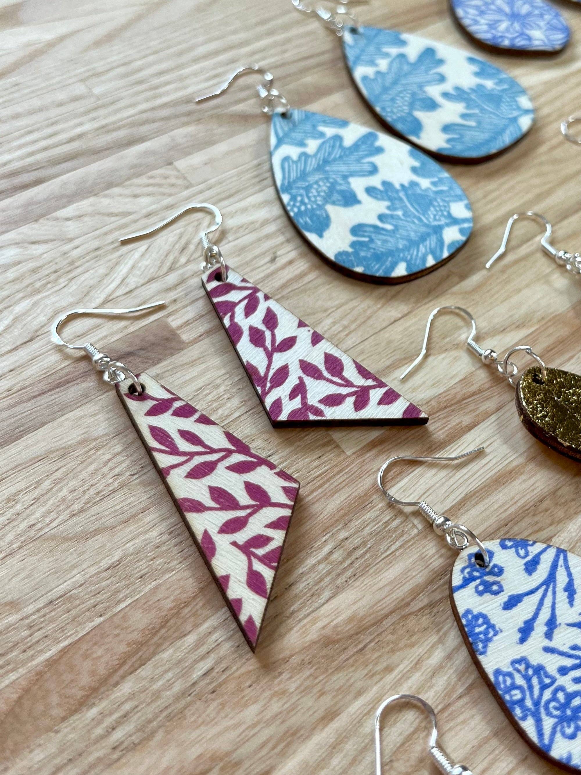 Beth Lewis Art – wholesale Dangle earrings – New Colourful Wooden Earrings25