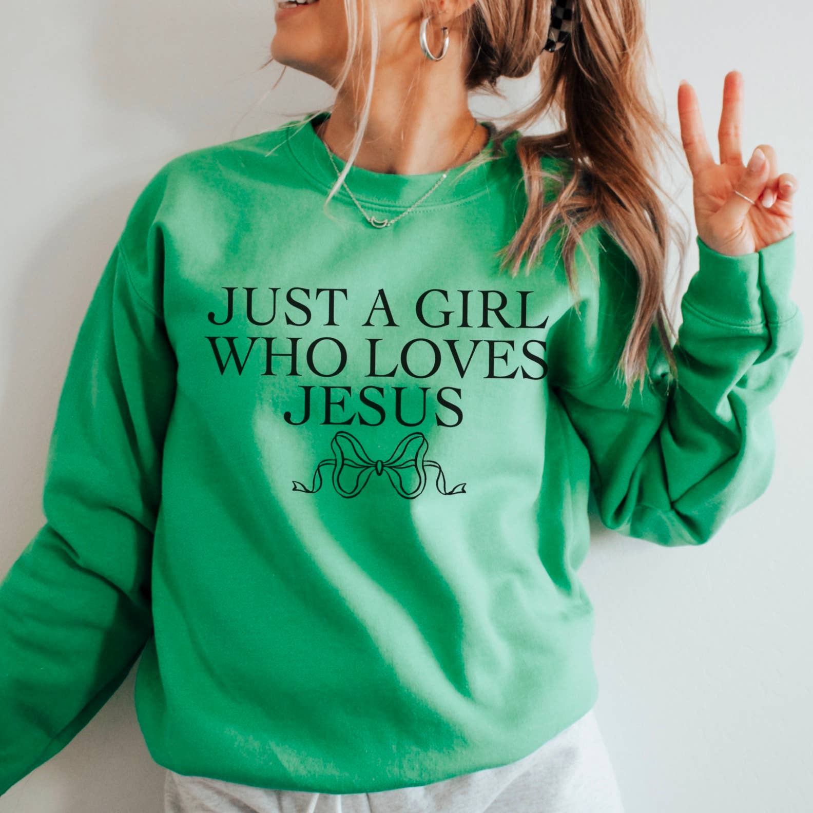 Shoppe SHC - Vente Sweat-shirt à imprimés – femme - Coquette Juste Une Fille Qui Aime Jésus | Sweat-shirt Chrétien12