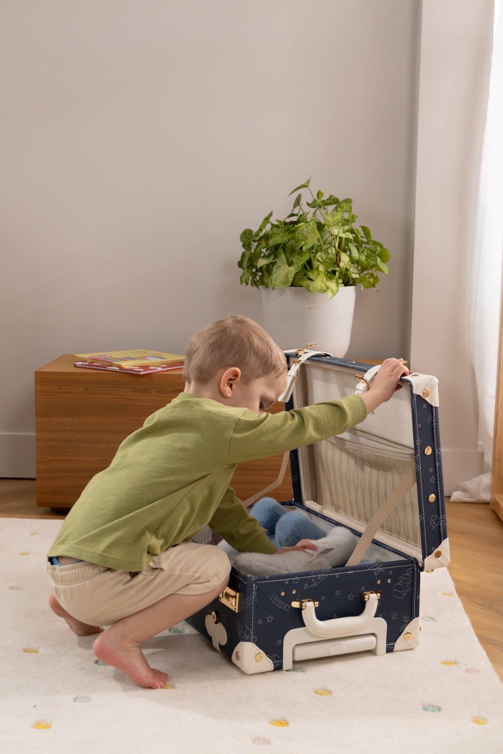 Coco Village - Wholesale Luggage - Kids - Vegan Leather Carry-On Suitcase - Space5