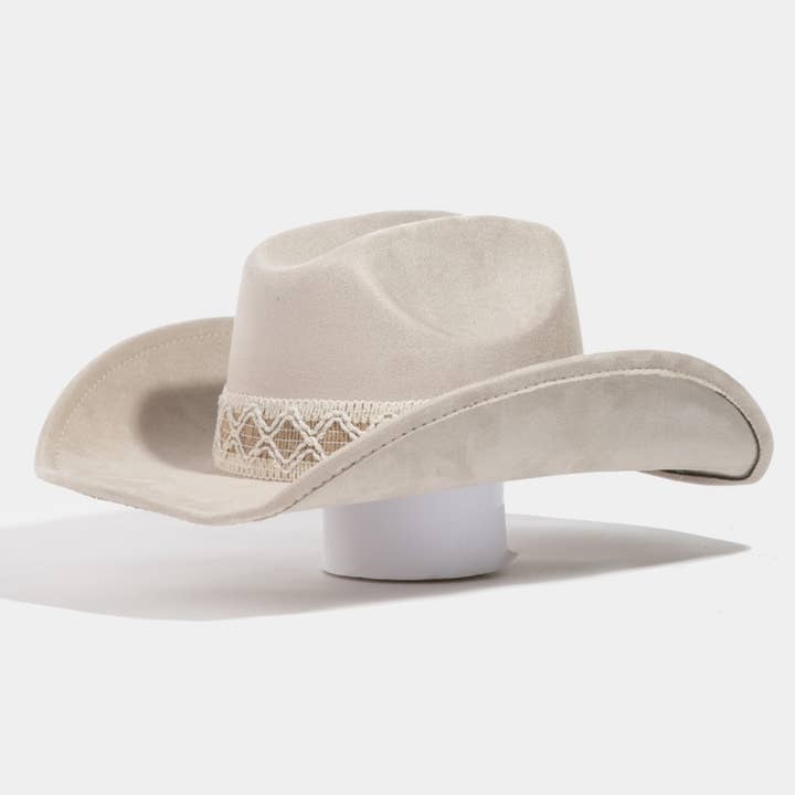 Cowboyhut mit kunstvoll geflochtenem Riemen für den Großhandel von Collections by Fame Accessories