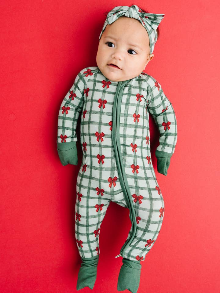 Little One Shop - Wholesale Sleepsuit - Baby - Gift Wrapped Bamboo Sleeper2
