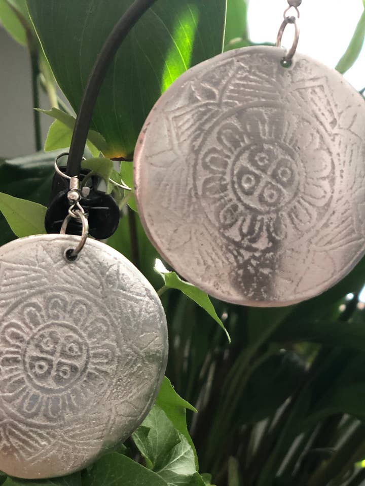 BOUCLES D'OREILLES ANTIQUES pour la vente par BABY JOYS