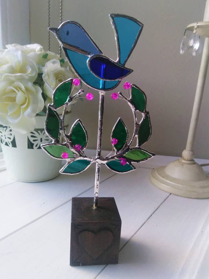 Freestanding Bird for wholesale by Folkvangr