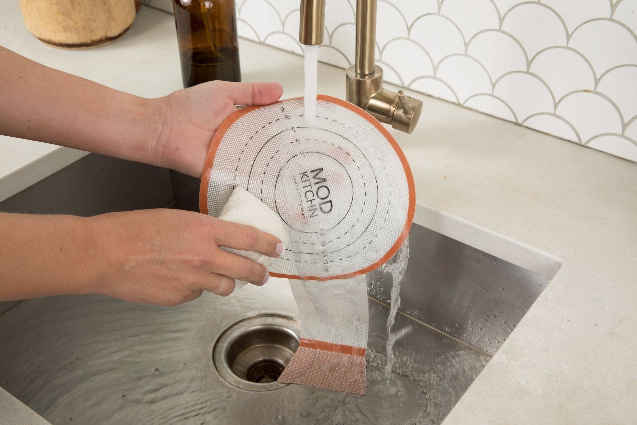 ModKitchn - Vente Feuille/plaque de cuisson - Support en silicone pour pain pour cocottes | Tapis de cuisson antiadhésif6