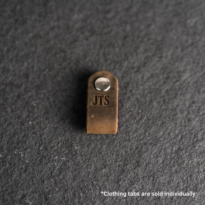 Ox & Pine - Vente Étiquette pour bagage - Onglets de vêtements en cuir personnalisés3