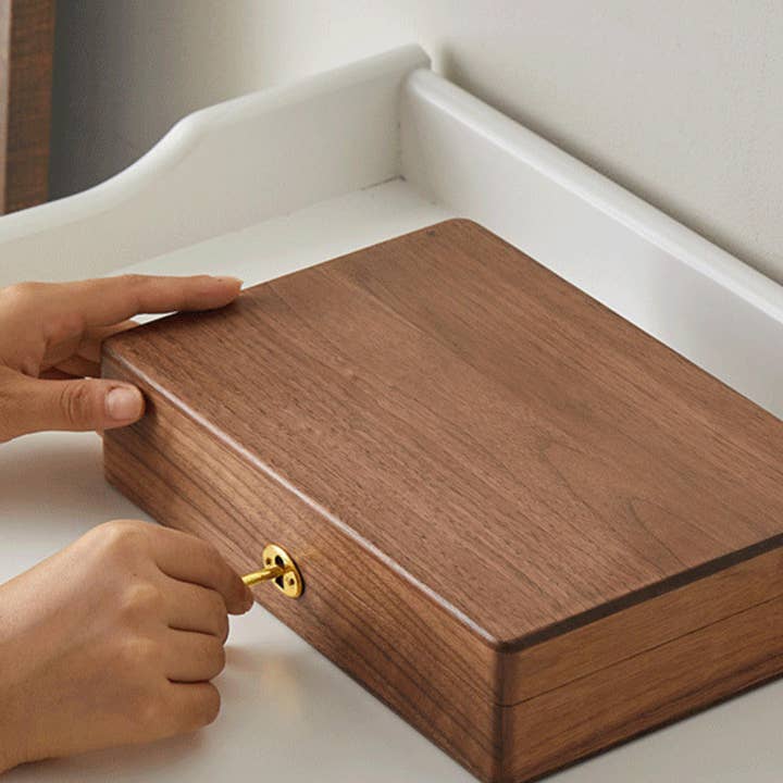 Hui Creative - Wholesale Jewelry Box/Organizer - Custom Walnut Jewelry Box – Personalized Engraved Solid Wood4