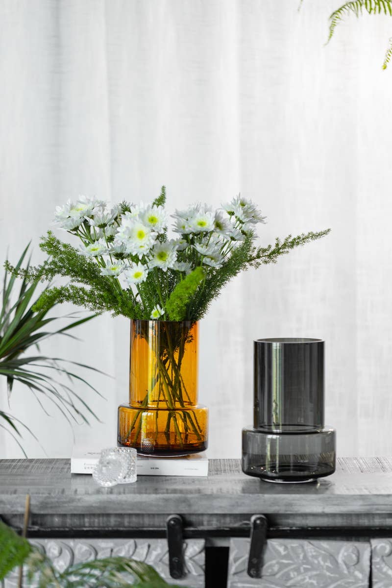 Element Accessories EU – Engroshandel Vase – Glasvase i retrostil med moderne, sobert design, amber/grå TYL127