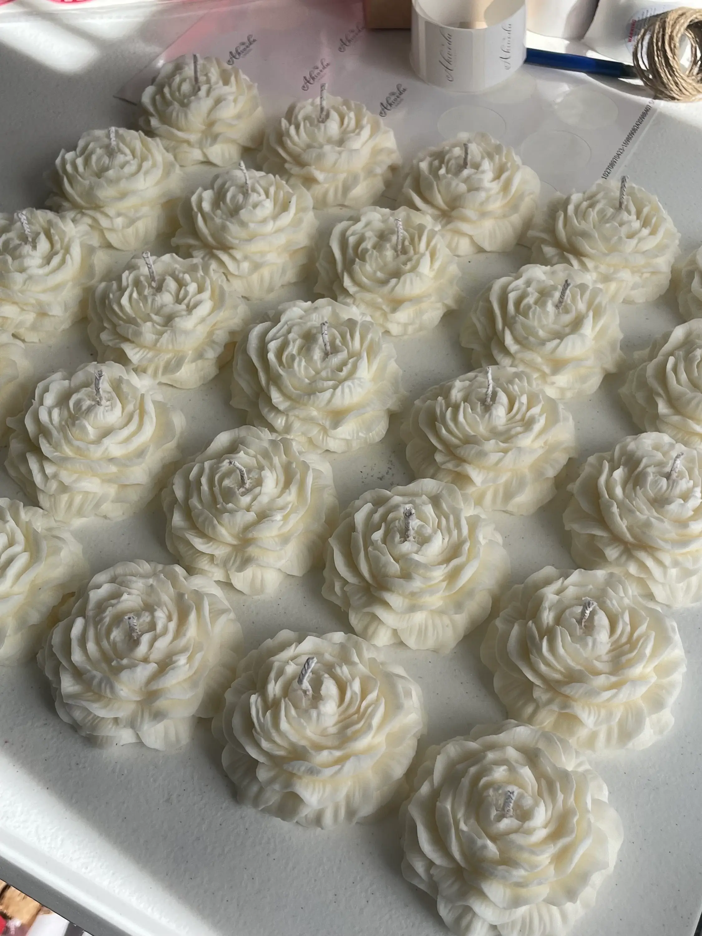 Akivodu Candles - Wholesale Zuilkaars - Pioenroos geurkaars - meerdere kleuren en geuren2