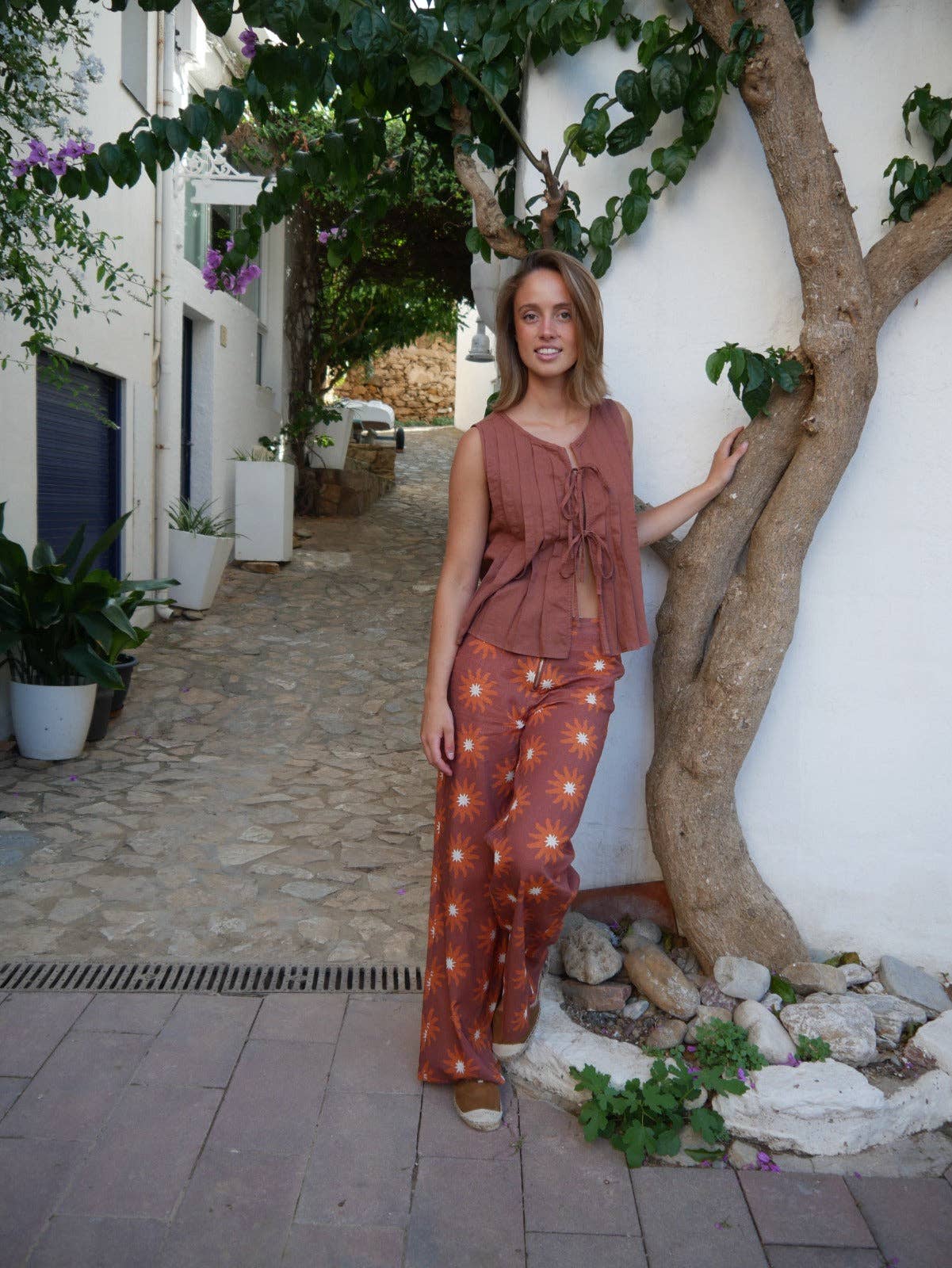 MindTraveler - Wholesale Blouse - Women's - Brown Linen Gigi Top7