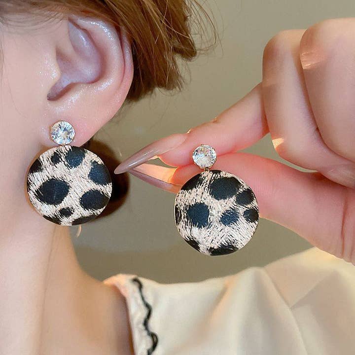 Sølvnål Leopard Geometriske Cirkel Øreringe for engroshandel hos MoodGold