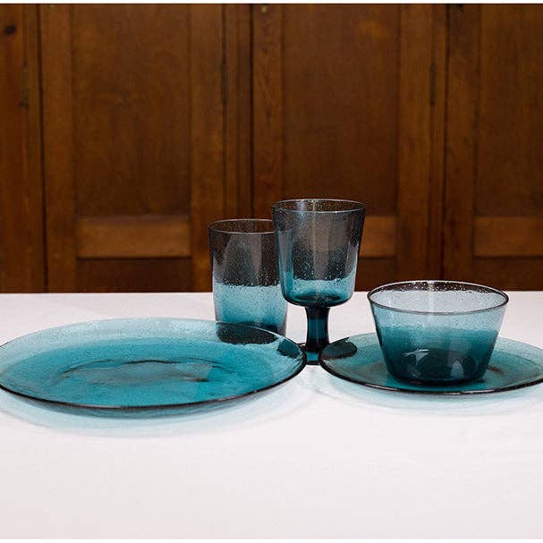 BRITISH COLOUR STANDARD – wholesale Dinner plate – Mineral Blue Handmade Small Plate1