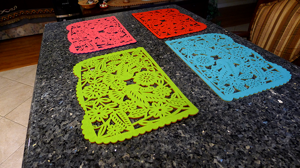 Xochico - Venta al por mayor Manteles individuales - Juegos de manteles individuales de fieltro de doble cara «Papel Picado» (florales)22