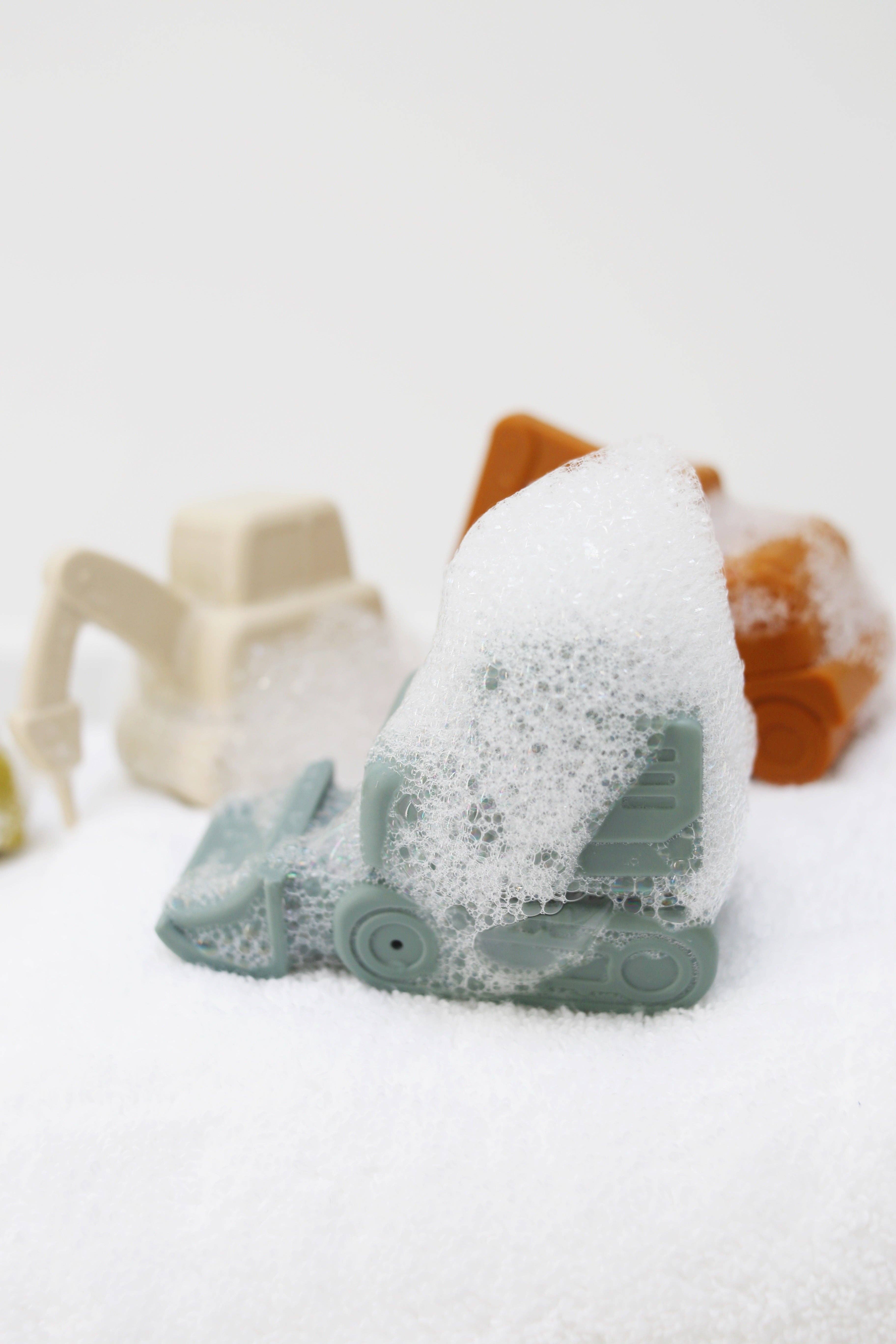 Marlowe & Co - Wholesale Bath Toy - Baby - Construction Vehicle Mold Free Silicone Bath Toy Set 6