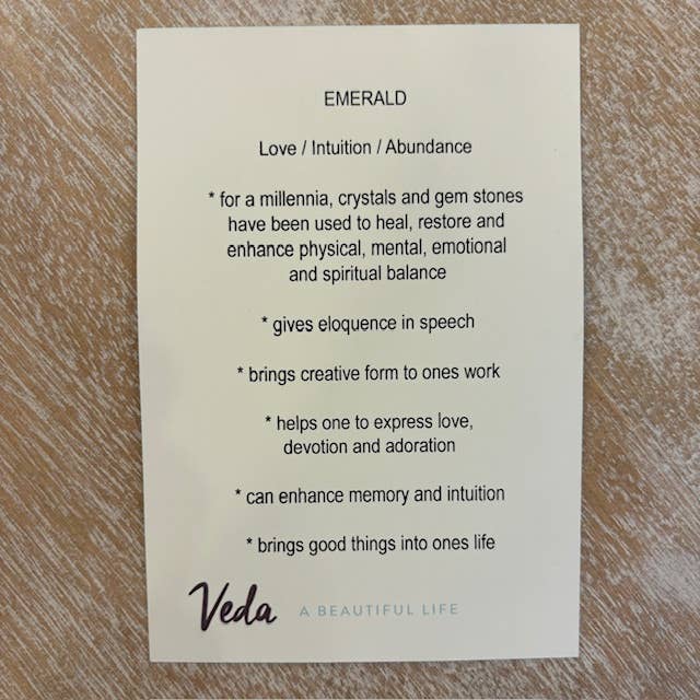 Asia West – Großhandel Perlenkette – Perlenkette mit rohem Smaragd  4