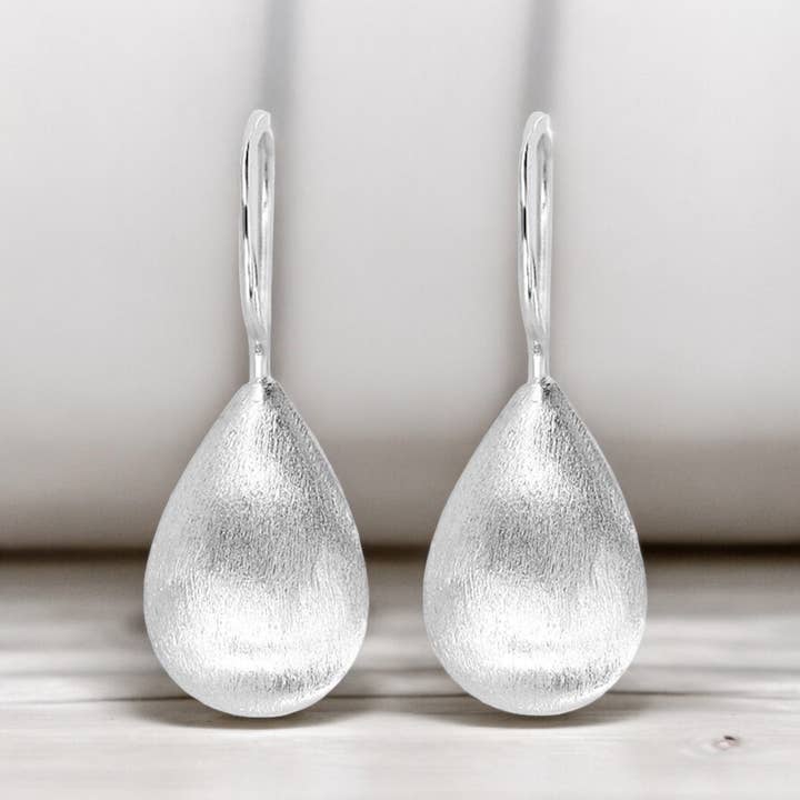 MadamLili - Wholesale Dangle Earrings - 925 sterling silver drop earrings - 25.57mm height, 10.04mm width