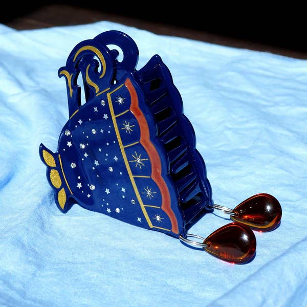 Lassoed Moon - Wholesale Hair Clip - Women's - Spill The Tea Claw Clip2