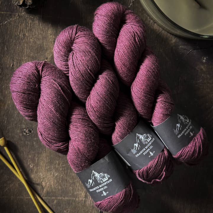 Ciliegia Nera - Cotone di Riverton per la vendita all'ingrosso da parte di Granite Mountain Fiber Co.