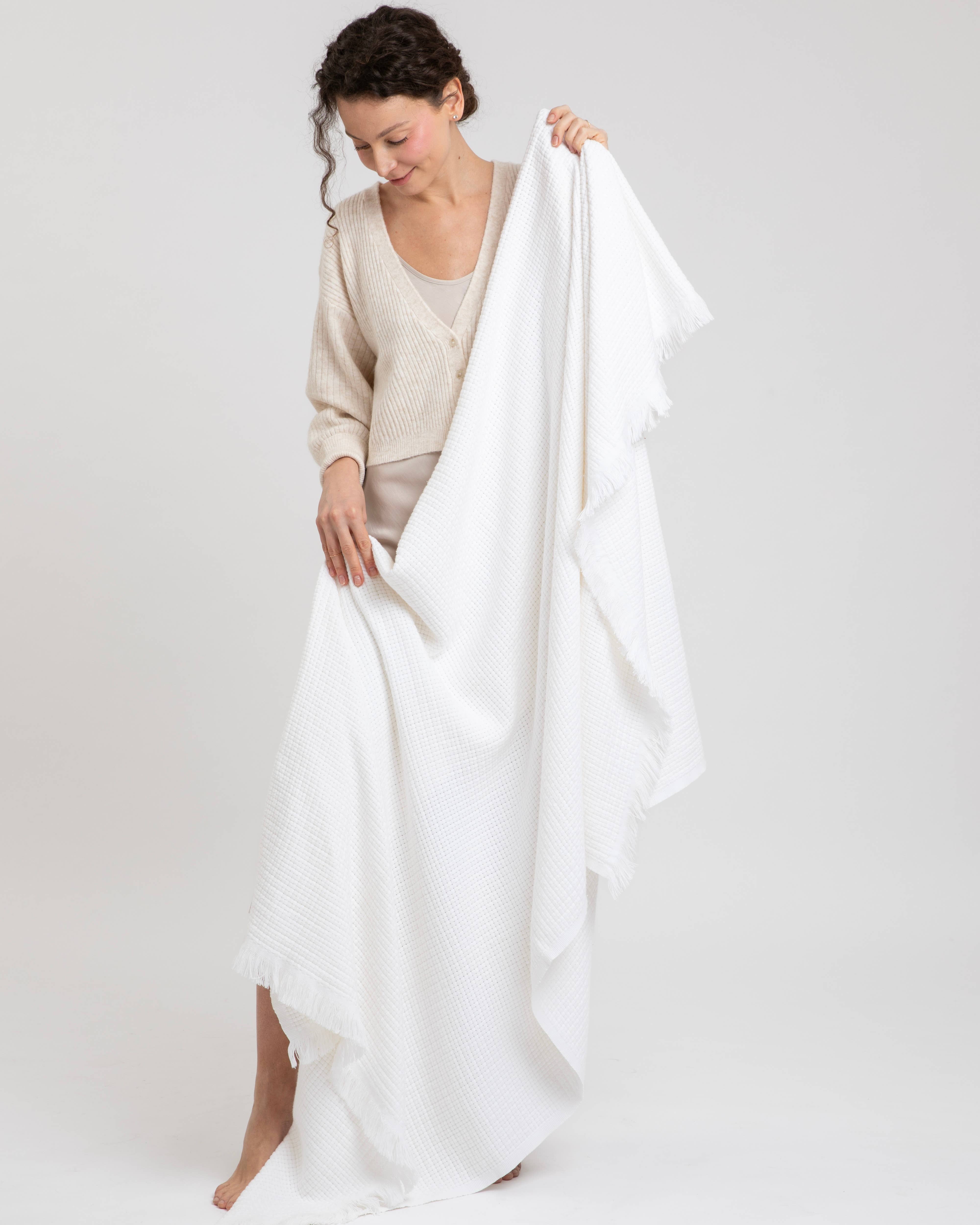 Woven Stories - Wholesale Throw Blanket - Cotton Linen Blend Basketweave Throw Blanket10