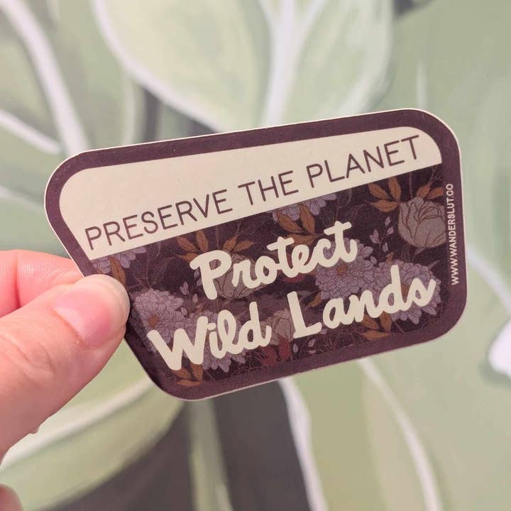 Skydda Wild Lands-klistermärke för wholesale av Cunning Linguist Co.