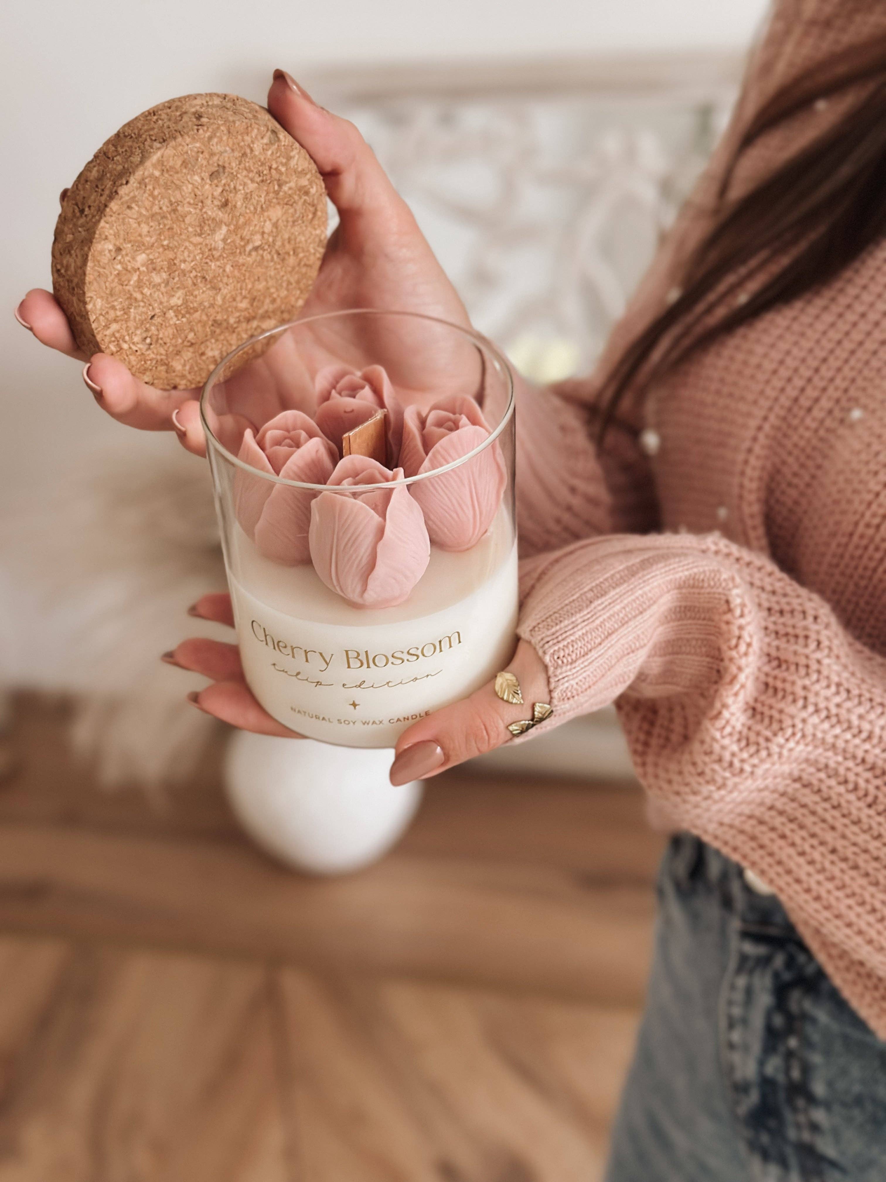 Tsuki Box - Wholesale Novelty Candle - Botanical Candle | Pink Tulips | Cherry Blossom 400g7