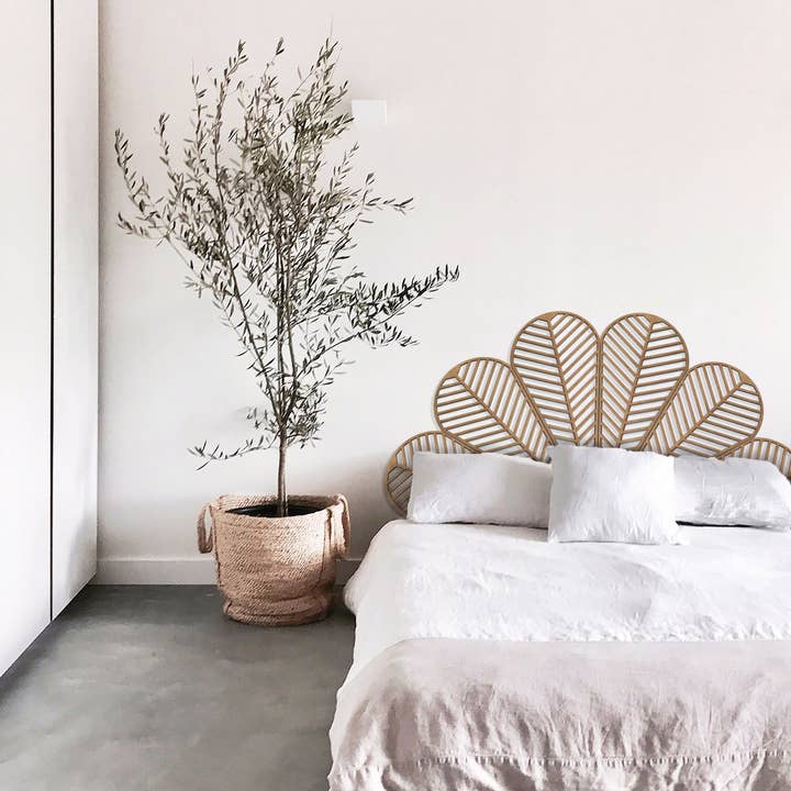 Studio Rima - Wholesale Headboard - Wooden Art Headboard - All sizes - Natural Wood - Bed Board