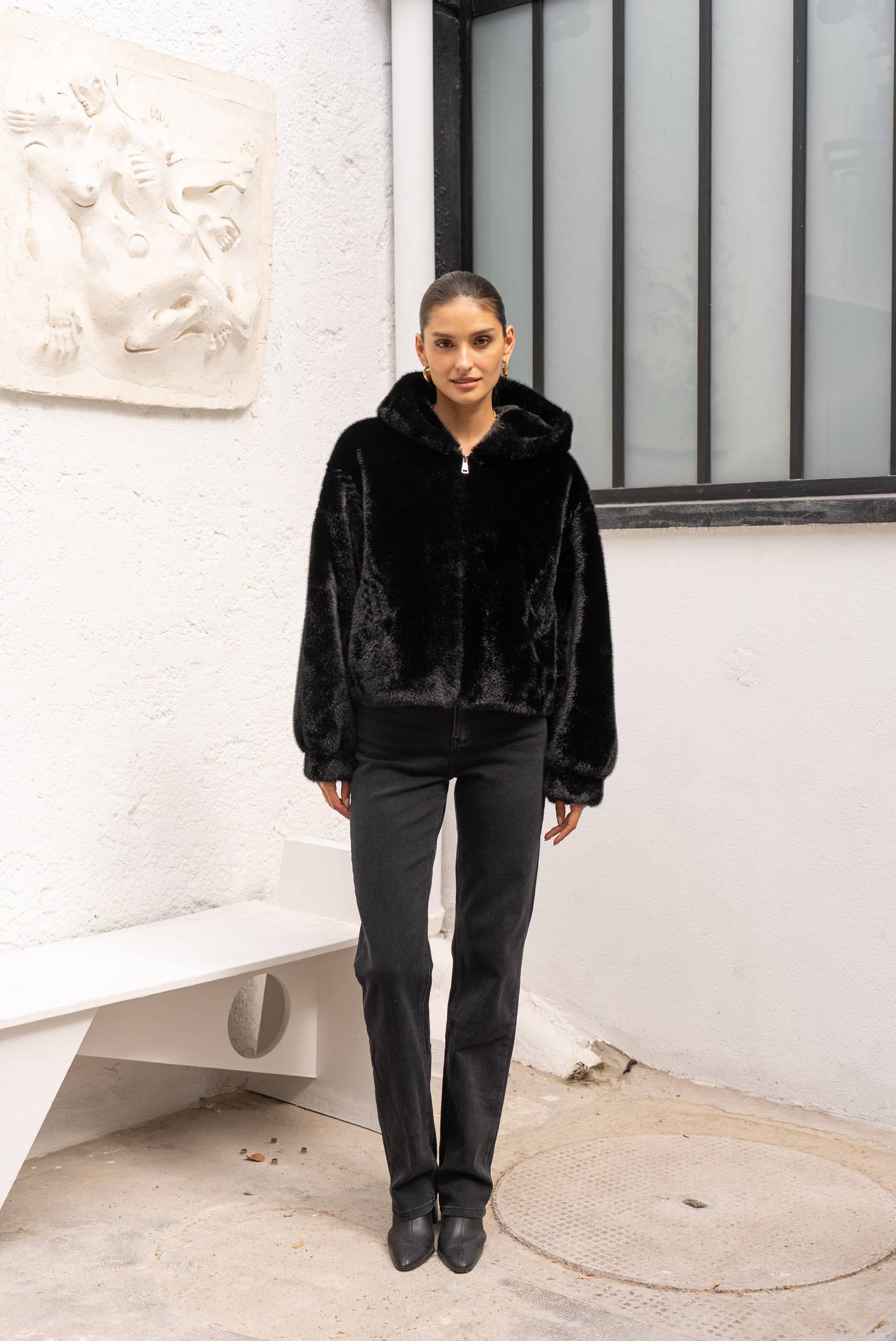 Attentif Paris - Wholesale Fur/Faux Fur Coat - Women's - Short coat with hood in faux fur with braided details6