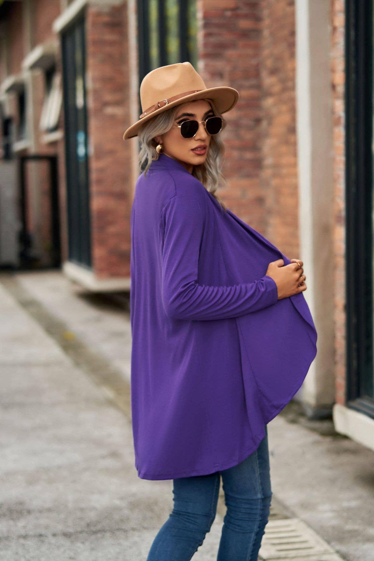 Lily Clothing - Wholesale Cardigan - Women's - Long-sleeved solid-color loose knitted cardigan4