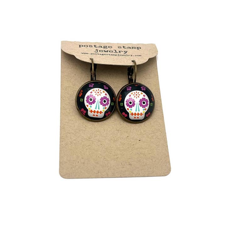 Postage Stamp Jewelry - Vente Boucles d'oreilles pendantes - Fête des morts 2021 - Sugar Skull - Timbre américain - Bijoux de timbres-poste - Boucles d'oreilles timbres-poste - Boucles d'oreilles à clip françaises en finition bronze3