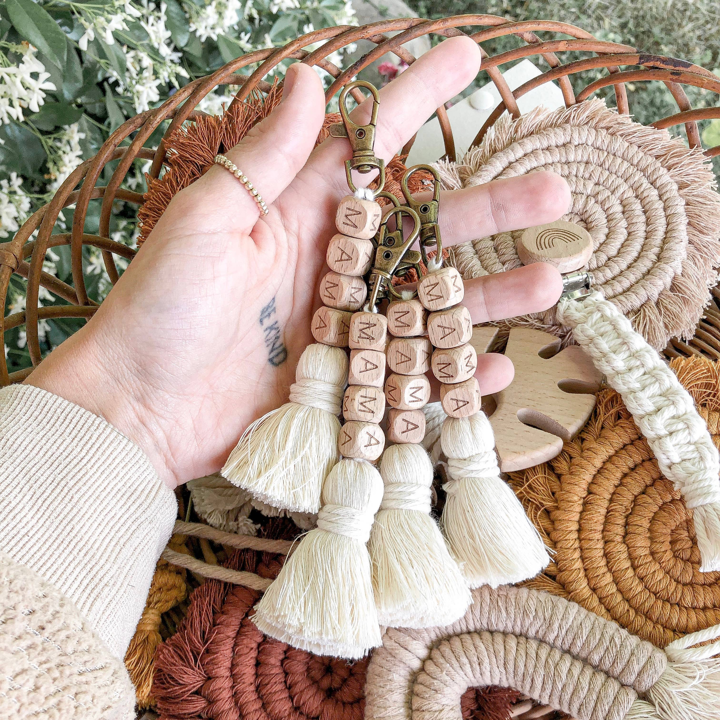 The Thrifty Handmade - Wholesale Purse/bag accessory – Women’s - Mama Diaper Bag Tassel and Zipper Tassel2