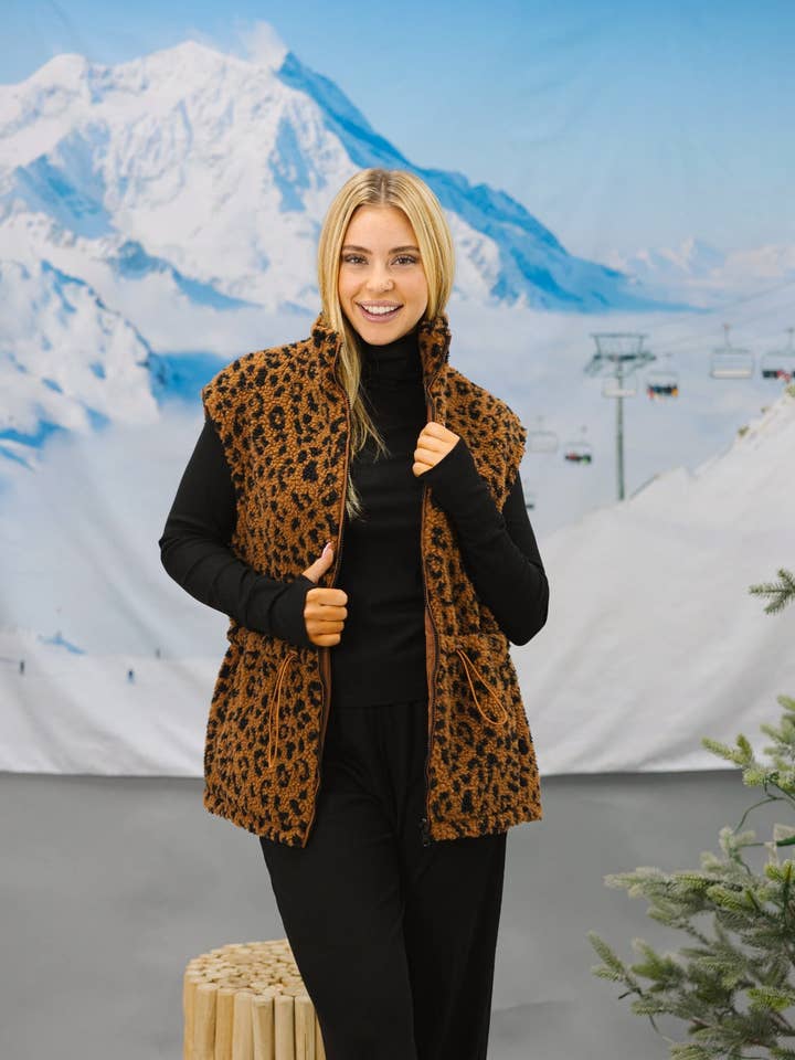 Sherpa Reversible Zip Vest, Leopard for wholesale by GRACE+EMMA by Southern Grace