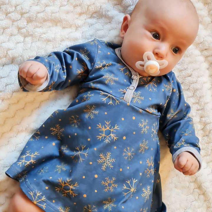 Dress bodysuit for baby, snowflake for wholesale by OmpelimoMirage