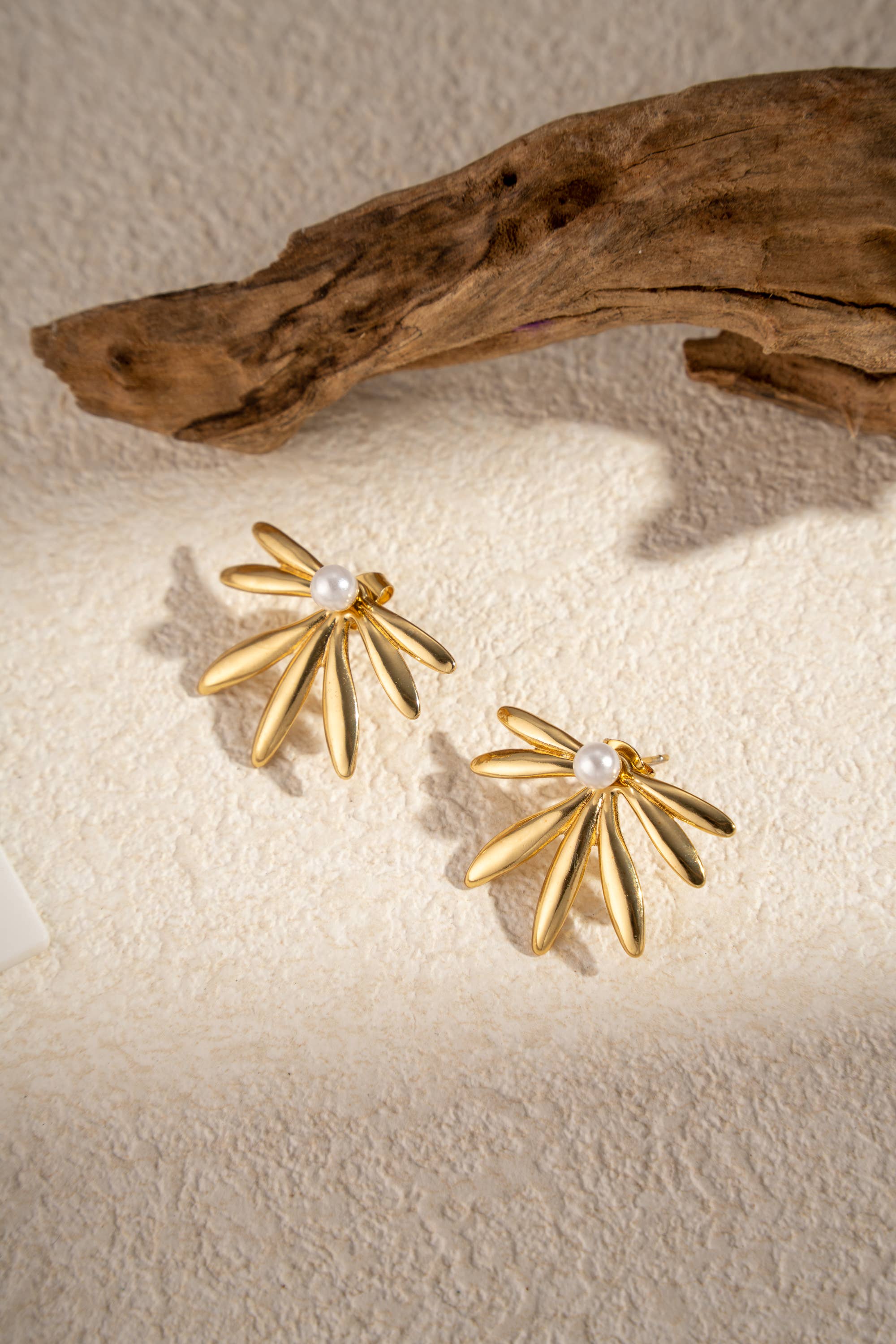 COSMOS - Wholesale Dangle Earrings - Golden loops sun pearly stainless steel floral shine1