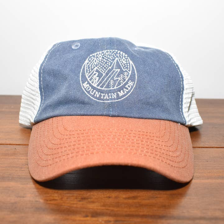 Casquette Mountain Made Trucker pour la vente par Mtn2Sea LLC