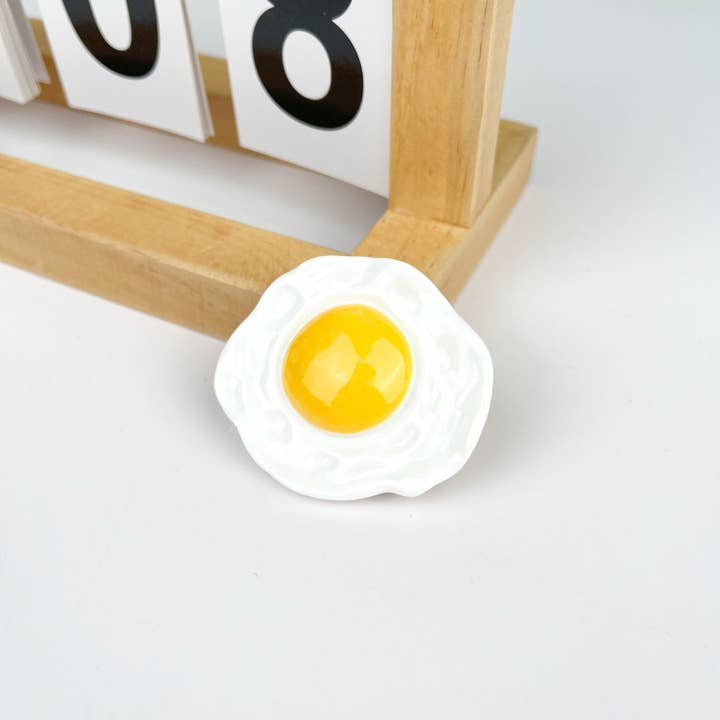 White Faux Fried Eggs Sun Eggs Hair Duckbill Clips for wholesale on Faire3