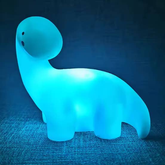 GulleeGadgets - Venta al por mayor Luces de noche - Niños y bebés - Luz LED Apatosaurus de 5.5 pulgadas para niños a granel2