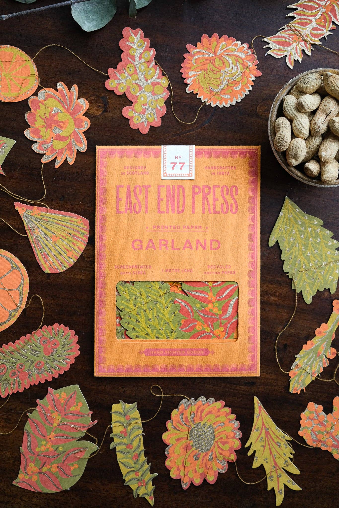 East End Press - Vendita all'ingrosso Bandierine/Ghirlande - Ghirlanda Cucita di Fiori d'Autunno0