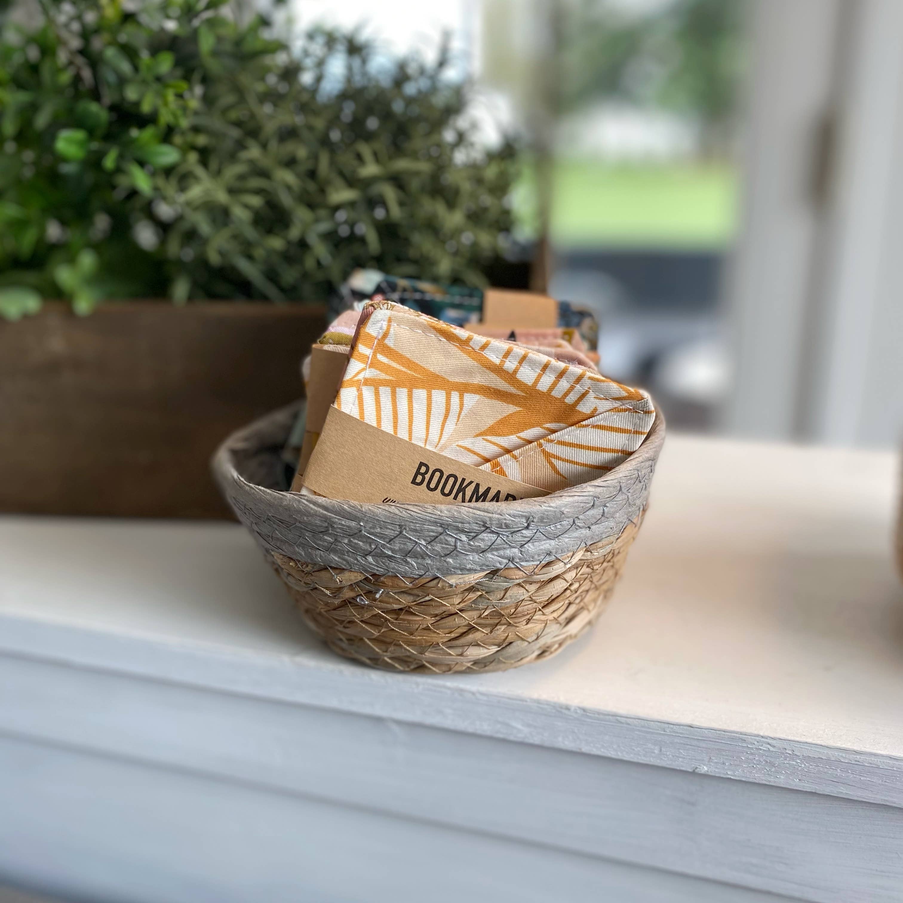 September Skye Bags & Accessories - Venta al por mayor Marcapáginas - Marcapáginas de tela con bolsillo en esquina estilo boho en varios estampados6