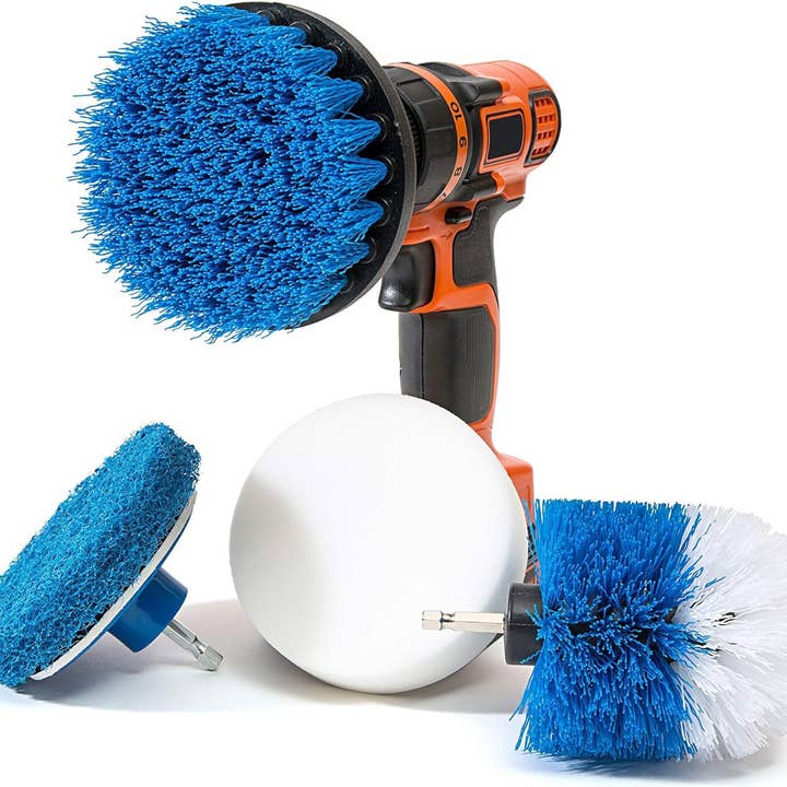 RevoClean 4 pièces brosses à récurer, accessoires pour perceuse électrique - kit polyvalent et gain de temps - parfait pour nettoyer les joints, le carrelage, les plans de travail, la douche, le gril, le sol, la cuisine, bleu et blanc pour la vente par TubShroom