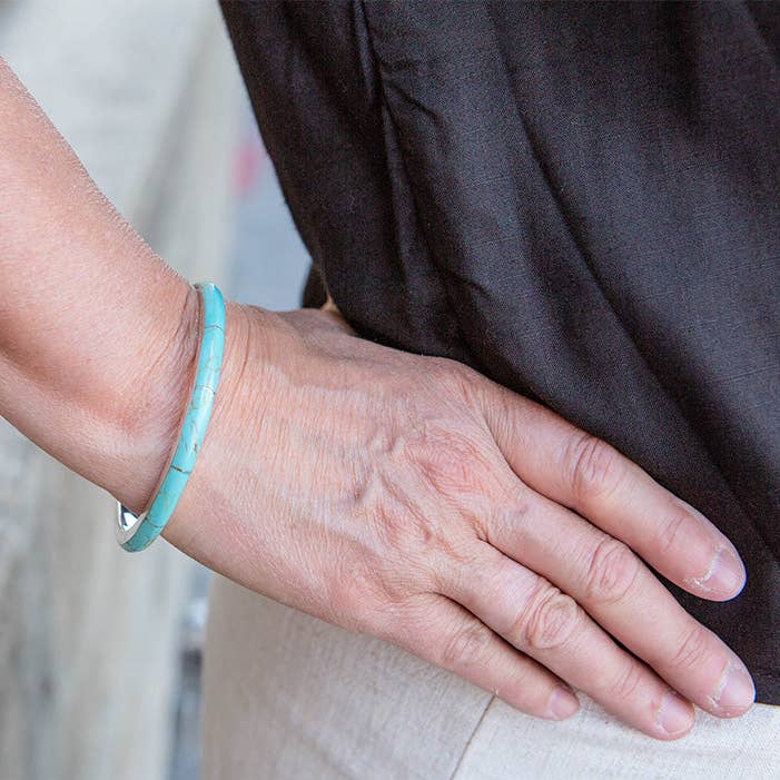 Narrow Stone Bangle, Turquoise for wholesale by Corazón Sterling