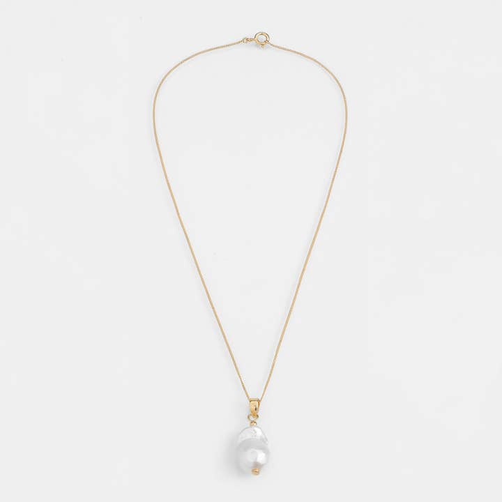 Collier de perles baroques en or vermeil pour la vente par Nakula Jewelry