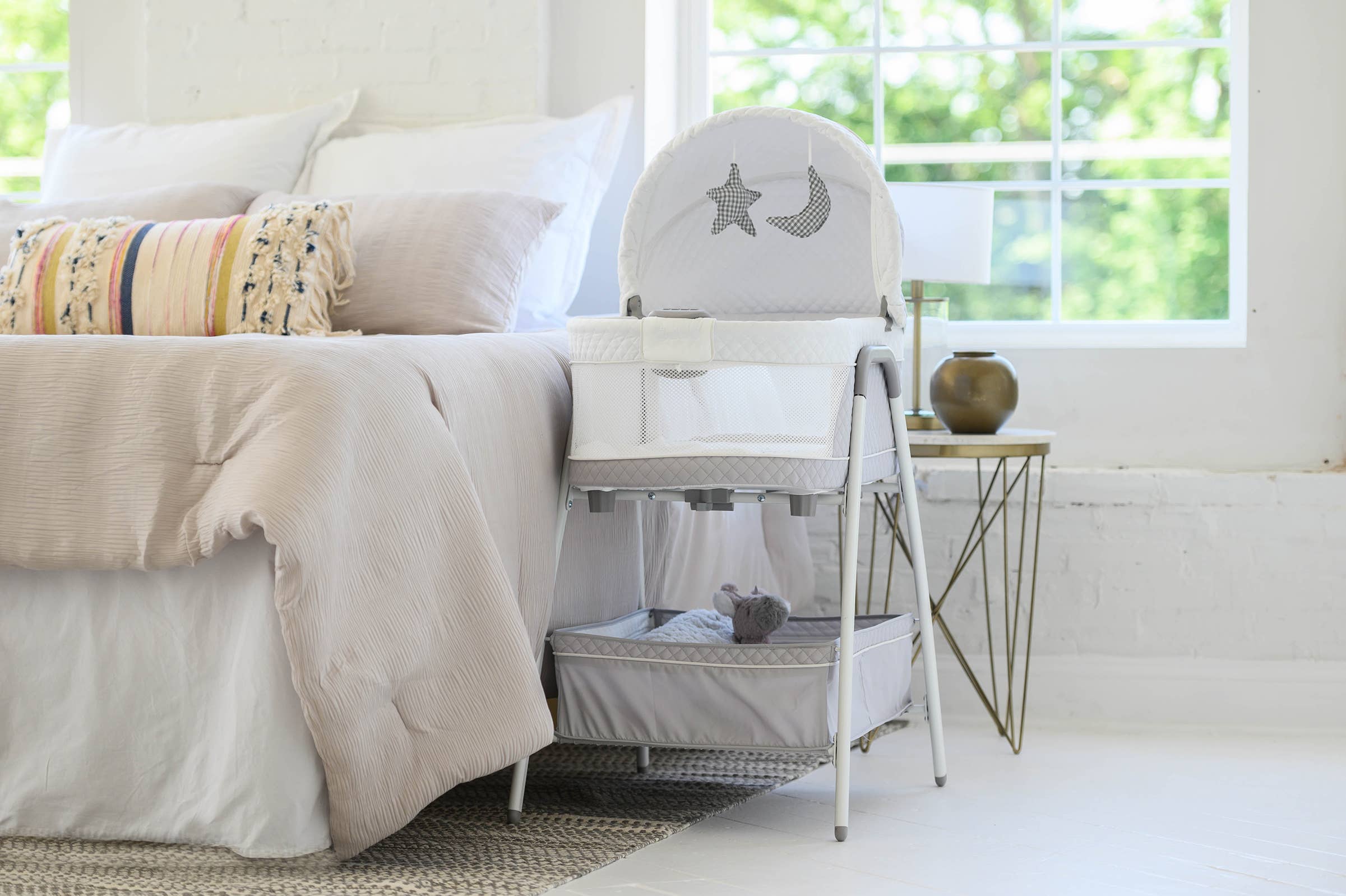 Light Grey Journey 2-in-1 Bassinet for wholesale on Faire6