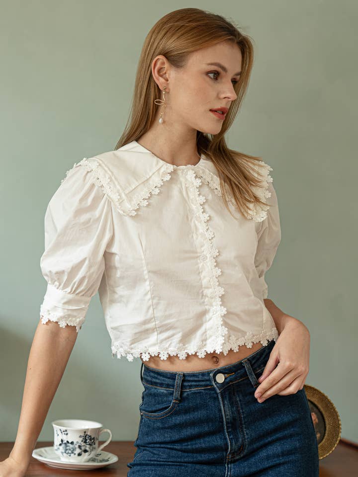 ROSIE POSIE - Wholesale Blouse - Women's - Vintage Floral Lace Trim Blouse