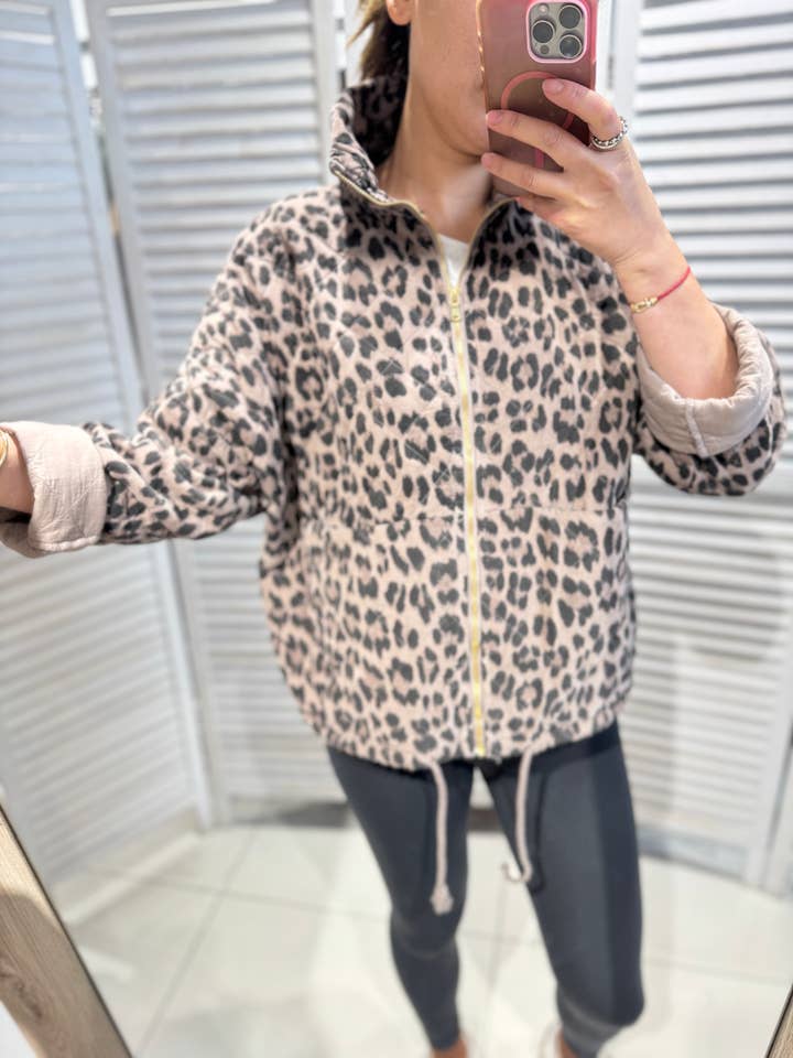 Biege Zip-up jacket with 3/4 sleeves for wholesale on Faire