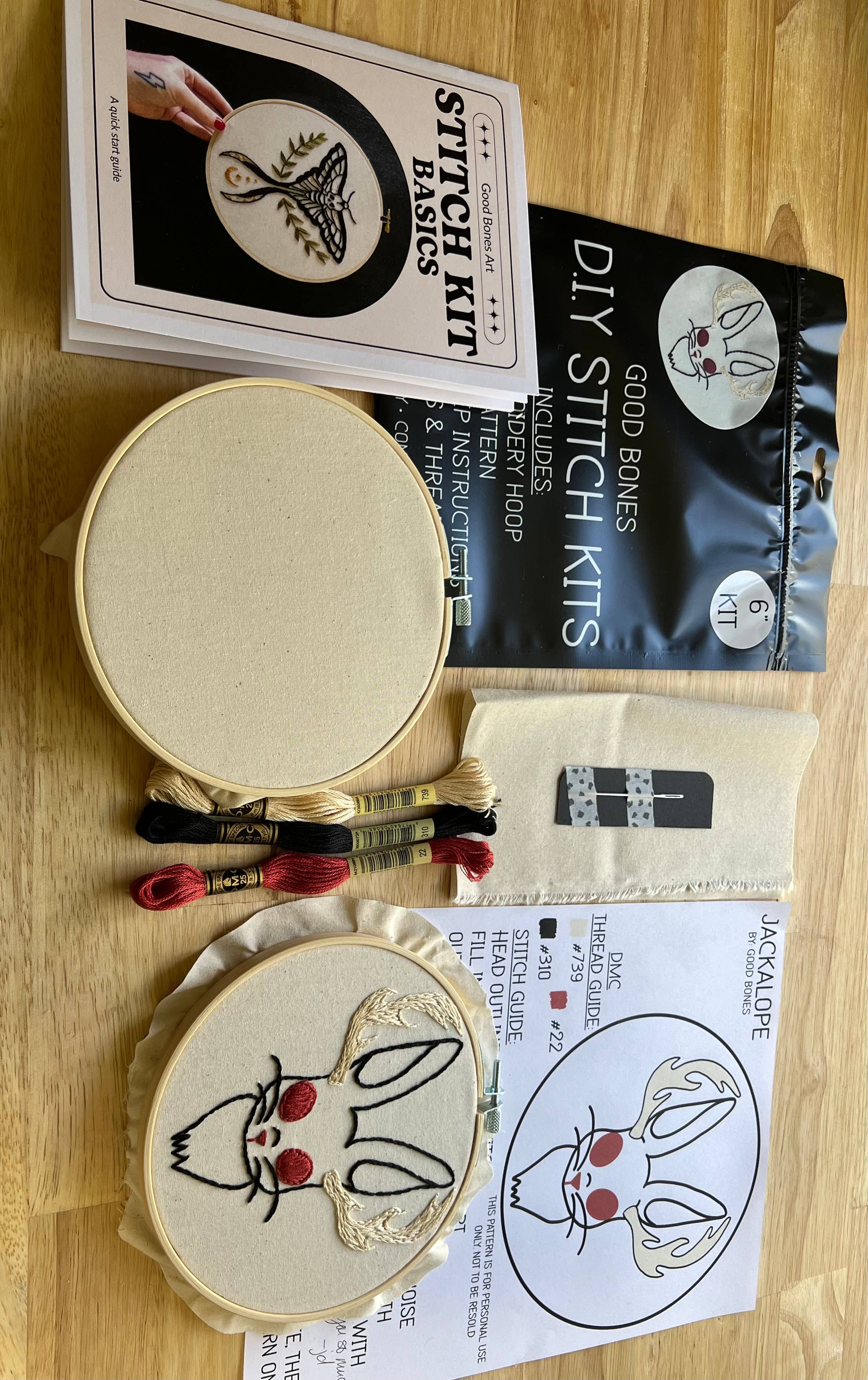 Good bones art - Venta al por mayor Kit de manualidades - Kit de bordado Jackalope 5