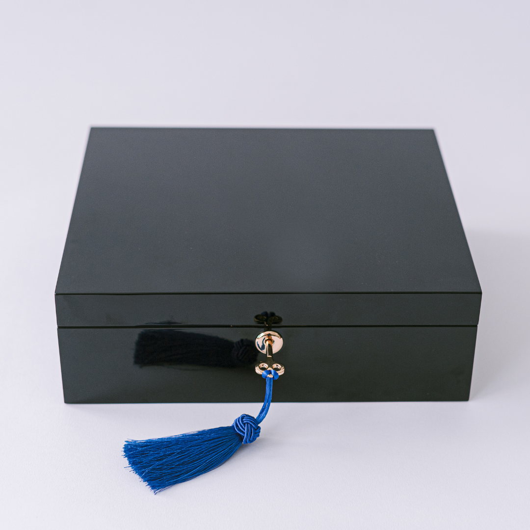 Good Juju Ink - Vente Assortiments de papeterie/cartes - Ensemble de papeterie Coffret laqué éclairé avec motifs crânes2